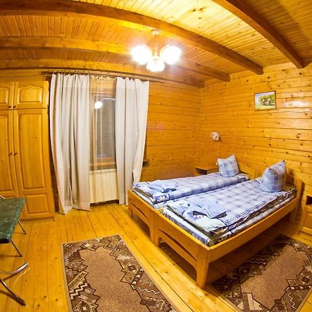 Edelweiss Carpathians Migovo Hotel Bagian luar foto